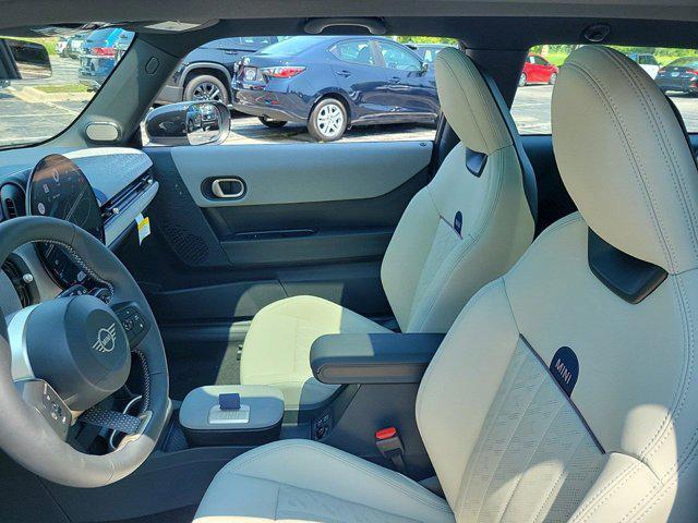 used 2025 MINI Hardtop car, priced at $34,595