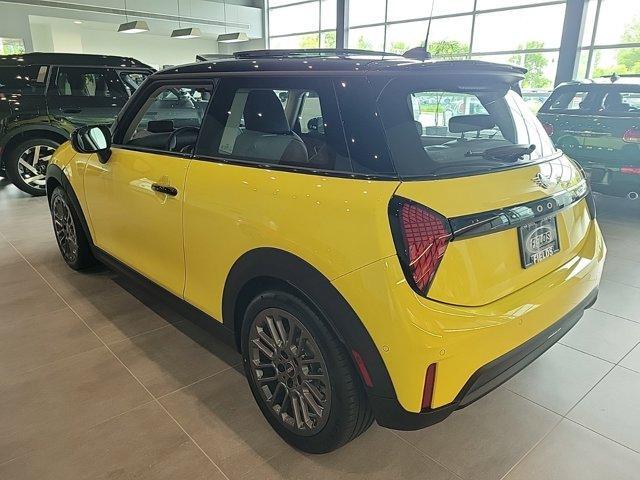 new 2025 MINI Hardtop car, priced at $35,895