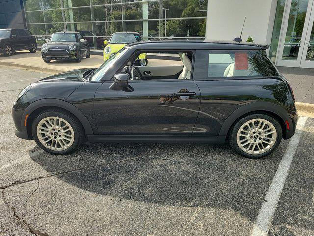 new 2025 MINI Hardtop car, priced at $38,295