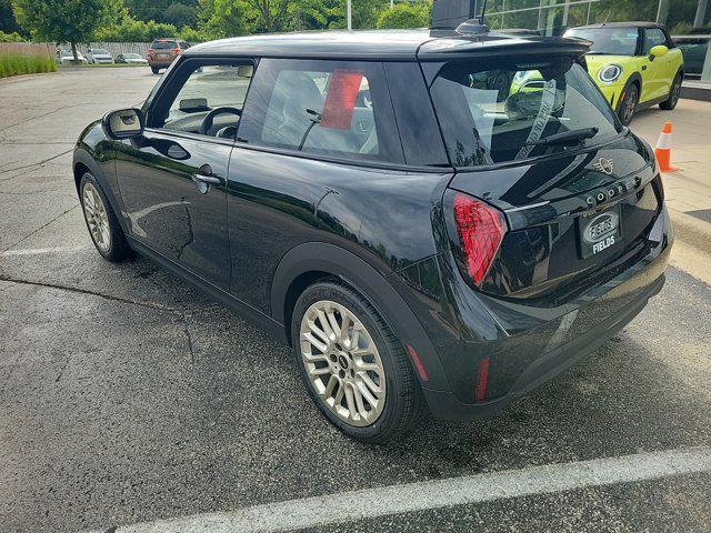 new 2025 MINI Hardtop car, priced at $38,295