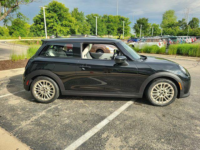 new 2025 MINI Hardtop car, priced at $38,295