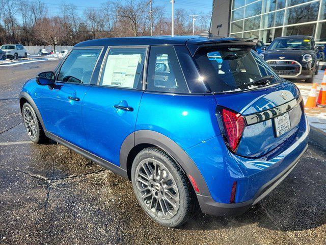 new 2025 MINI Hardtop car, priced at $38,295