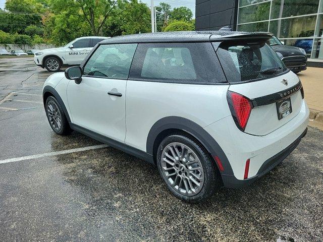 new 2025 MINI Hardtop car, priced at $35,595