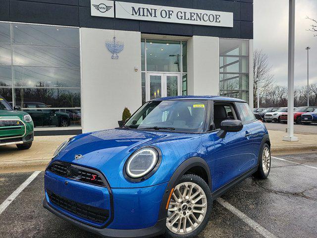 new 2025 MINI Hardtop car, priced at $37,380