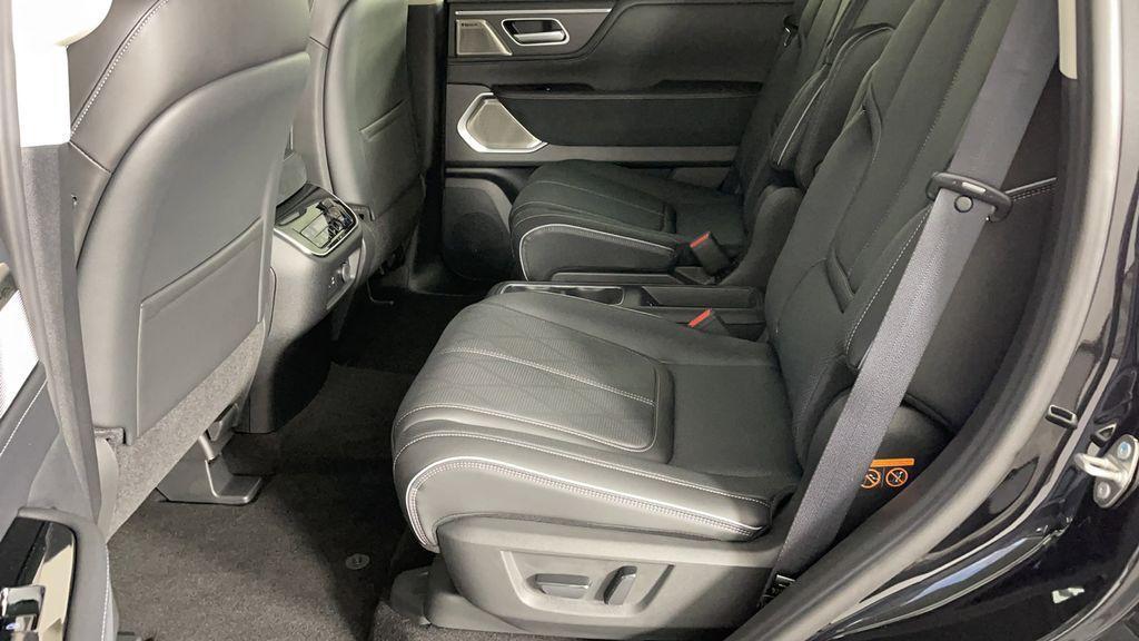 new 2025 INFINITI QX80 car, priced at $91,995