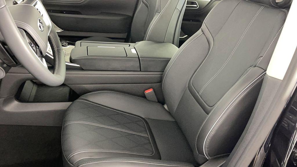 new 2025 INFINITI QX80 car, priced at $91,995