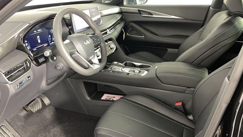 new 2025 INFINITI QX60 car, priced at $57,980