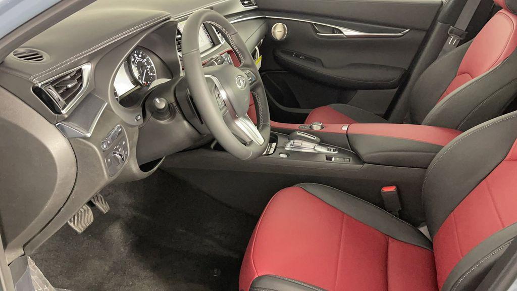 new 2025 INFINITI QX50 car, priced at $51,120