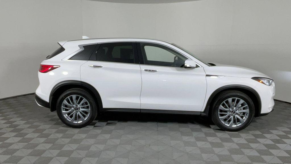 new 2025 INFINITI QX50 car, priced at $40,585