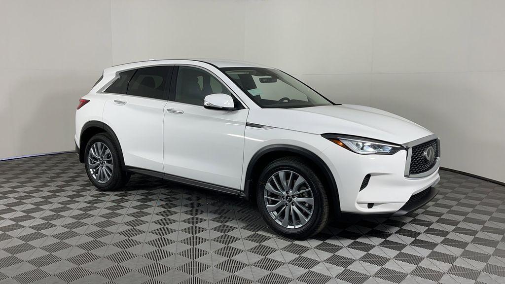 new 2025 INFINITI QX50 car, priced at $40,585