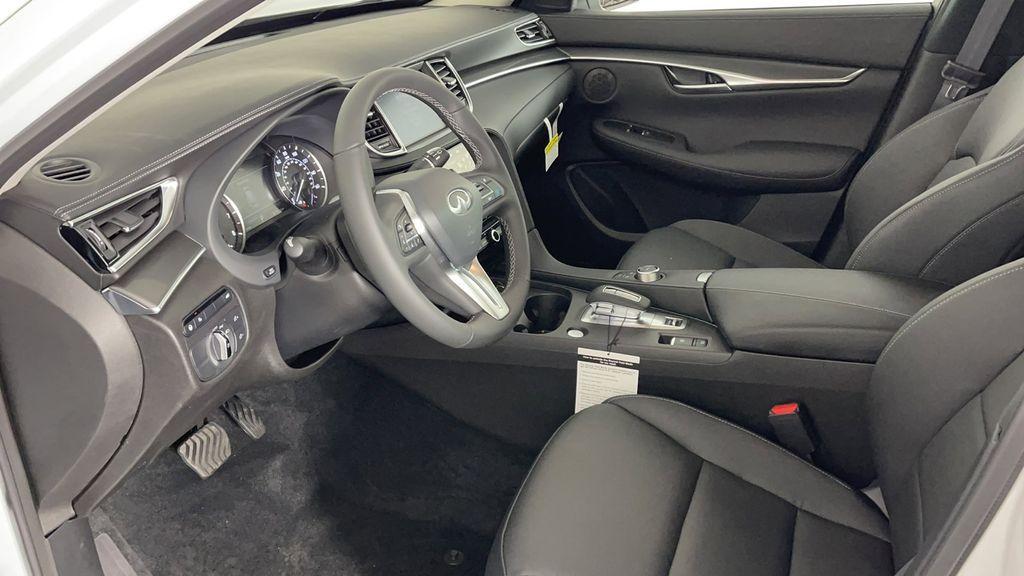 new 2025 INFINITI QX50 car, priced at $40,585