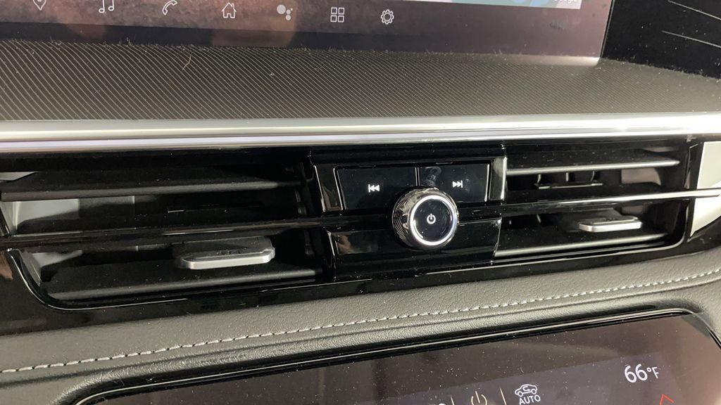 new 2025 INFINITI QX80 car, priced at $82,240