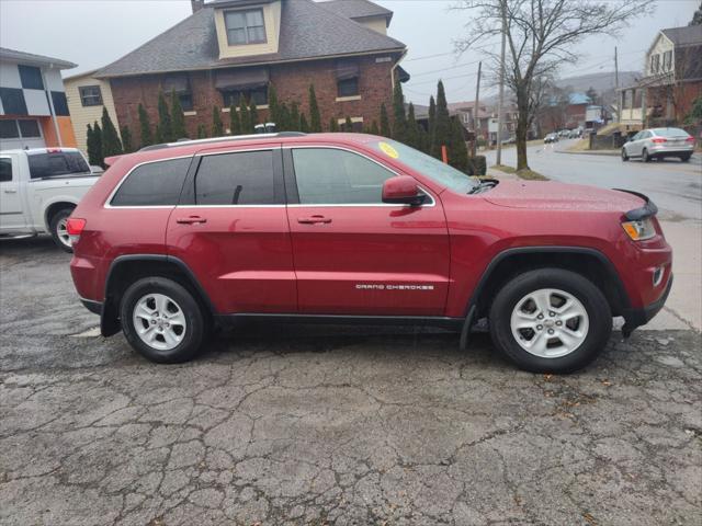 used 2015 Jeep Grand Cherokee car, priced at $17,995