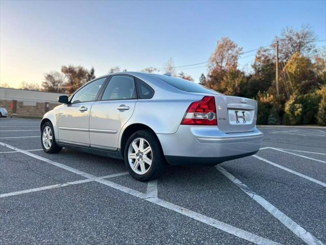 used 2007 Volvo S40 car, priced at $3,890