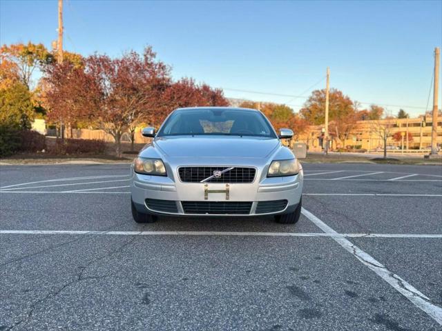 used 2007 Volvo S40 car, priced at $3,890