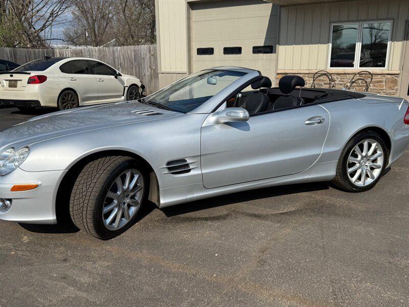 used 2007 Mercedes-Benz SL-Class car, priced at $12,995