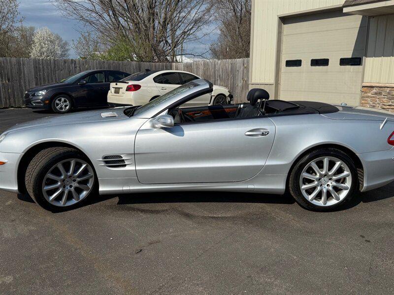 used 2007 Mercedes-Benz SL-Class car, priced at $12,995