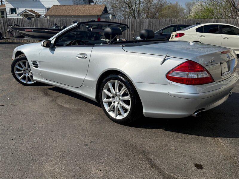 used 2007 Mercedes-Benz SL-Class car, priced at $12,995