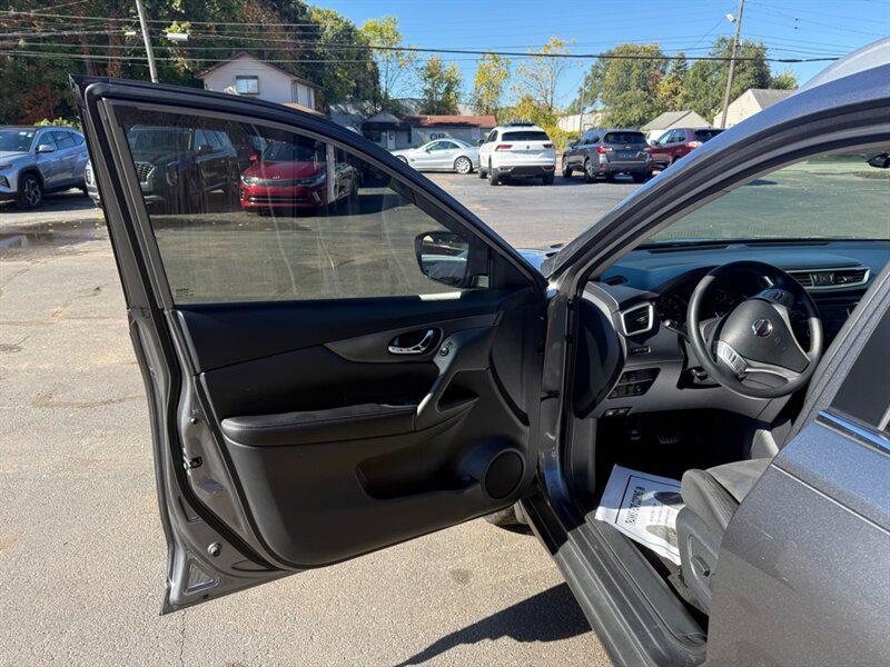 used 2016 Nissan Rogue car, priced at $9,995