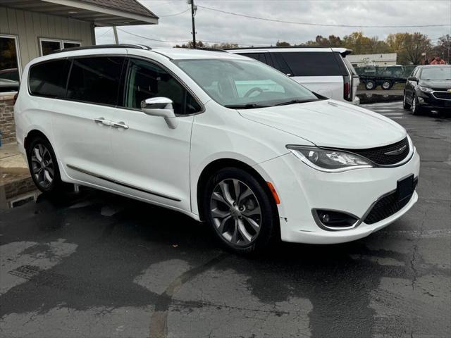 used 2018 Chrysler Pacifica car, priced at $15,995