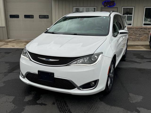 used 2018 Chrysler Pacifica car, priced at $15,995