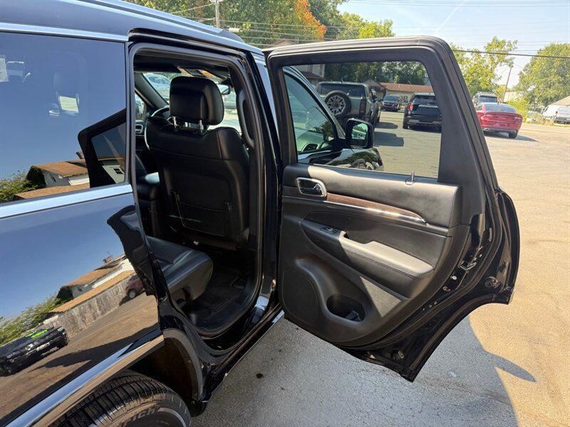 used 2018 Jeep Grand Cherokee car, priced at $15,995