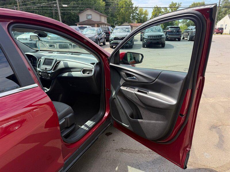 used 2021 Chevrolet Equinox car, priced at $10,900
