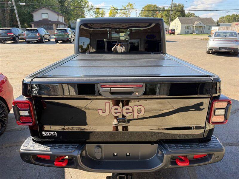 used 2021 Jeep Gladiator car, priced at $28,495