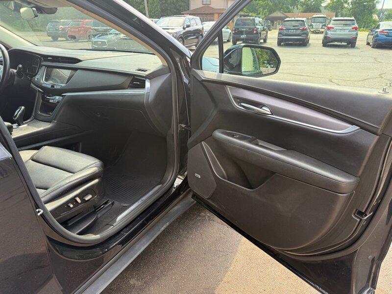 used 2018 Cadillac XT5 car, priced at $19,895