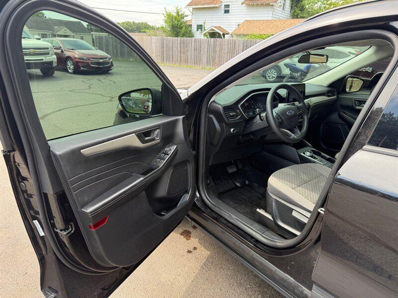 used 2022 Ford Escape car, priced at $17,495