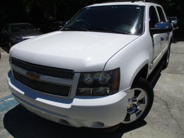 used 2012 Chevrolet Avalanche car, priced at $12,475