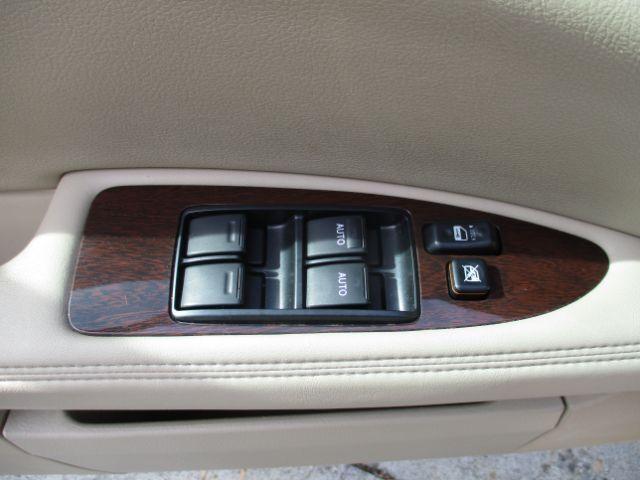 used 2009 Toyota Avalon car, priced at $12,775
