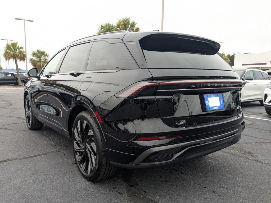 new 2026 Lincoln Nautilus car, priced at $67,097