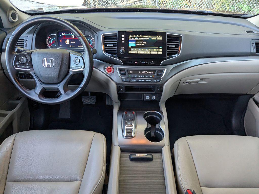 used 2021 Honda Pilot car, priced at $26,000