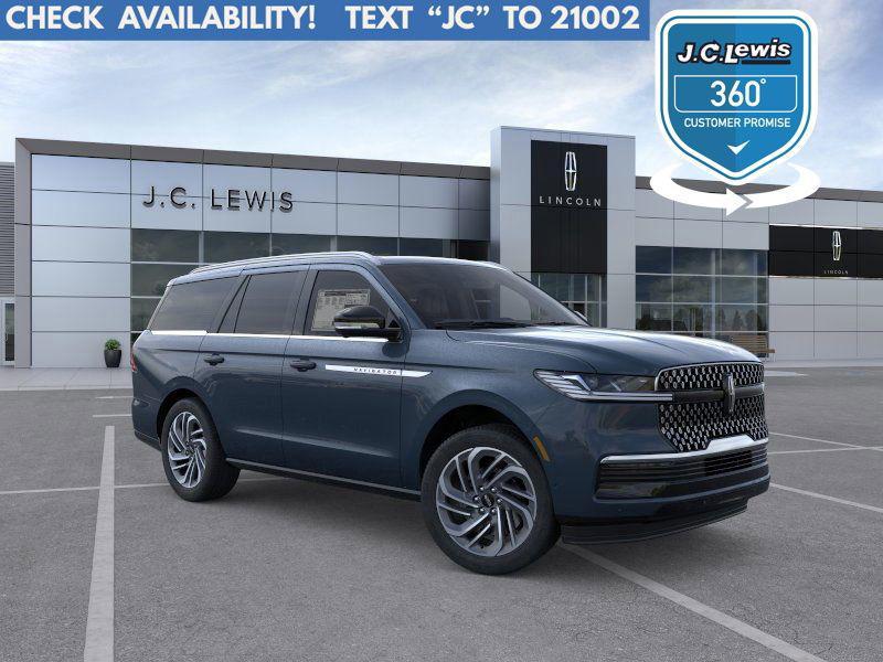 new 2025 Lincoln Navigator car, priced at $103,340