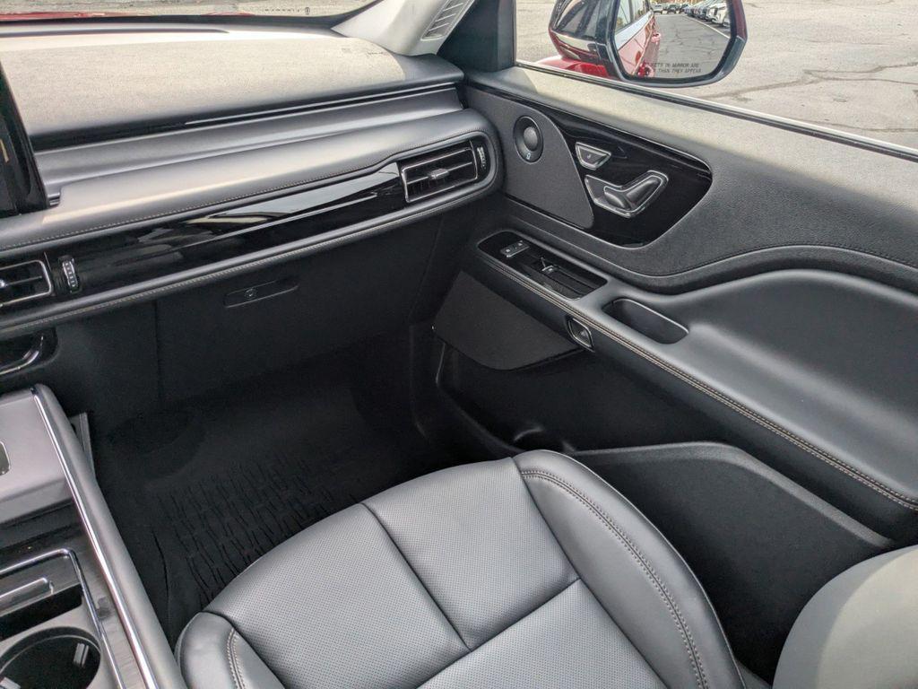 new 2025 Lincoln Aviator car, priced at $56,823