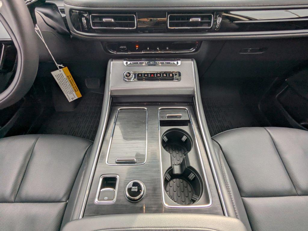 new 2025 Lincoln Aviator car, priced at $56,823