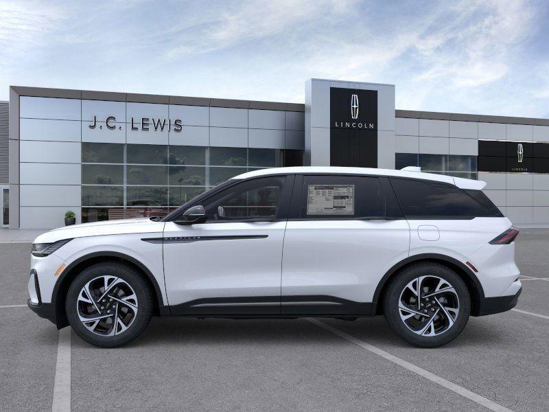 new 2025 Lincoln Nautilus car, priced at $60,020
