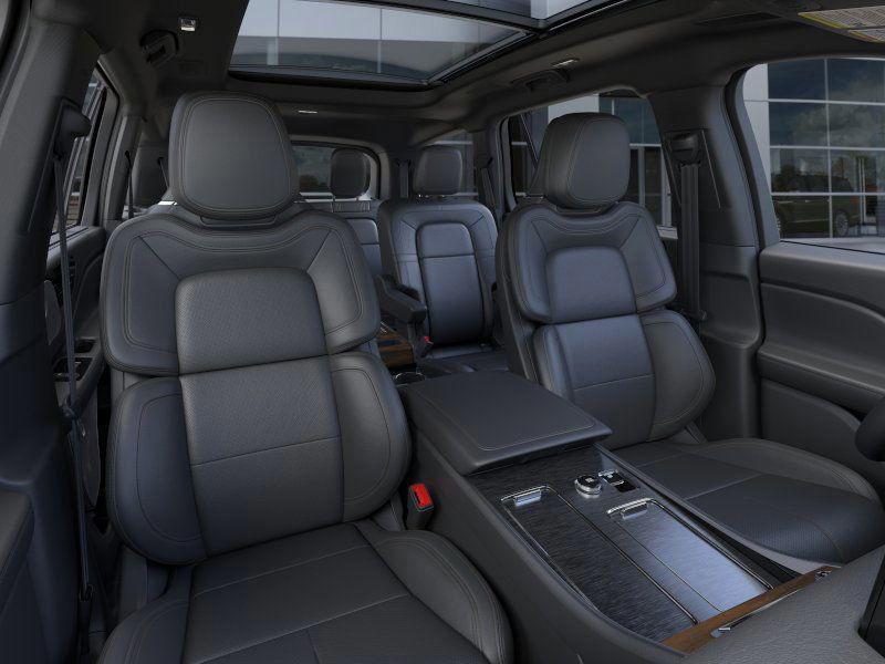 new 2025 Lincoln Aviator car, priced at $74,550