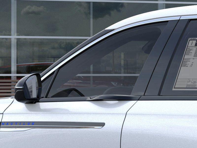 new 2025 Lincoln Nautilus car, priced at $49,728