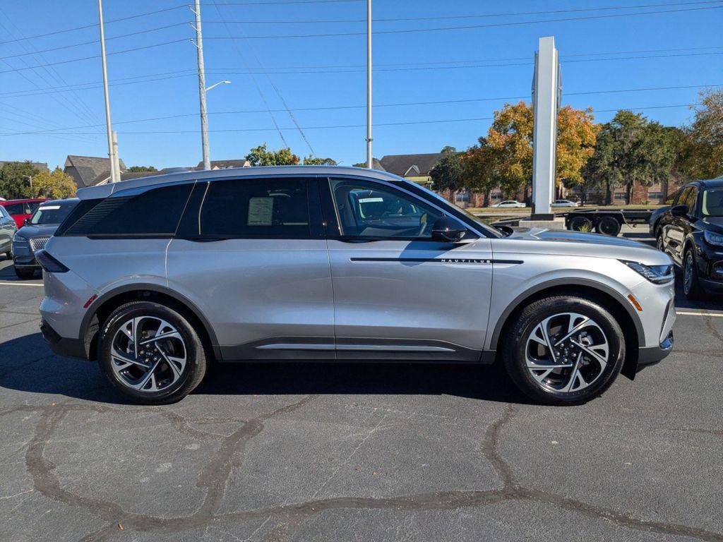 new 2026 Lincoln Nautilus car, priced at $60,459