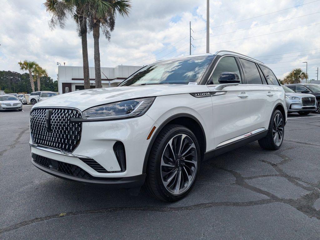 new 2025 Lincoln Aviator car, priced at $69,855