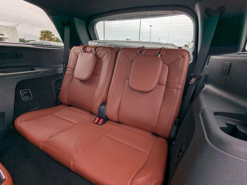 new 2025 Lincoln Aviator car, priced at $72,375