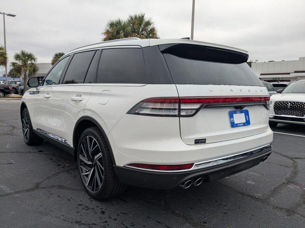 new 2025 Lincoln Aviator car, priced at $72,375