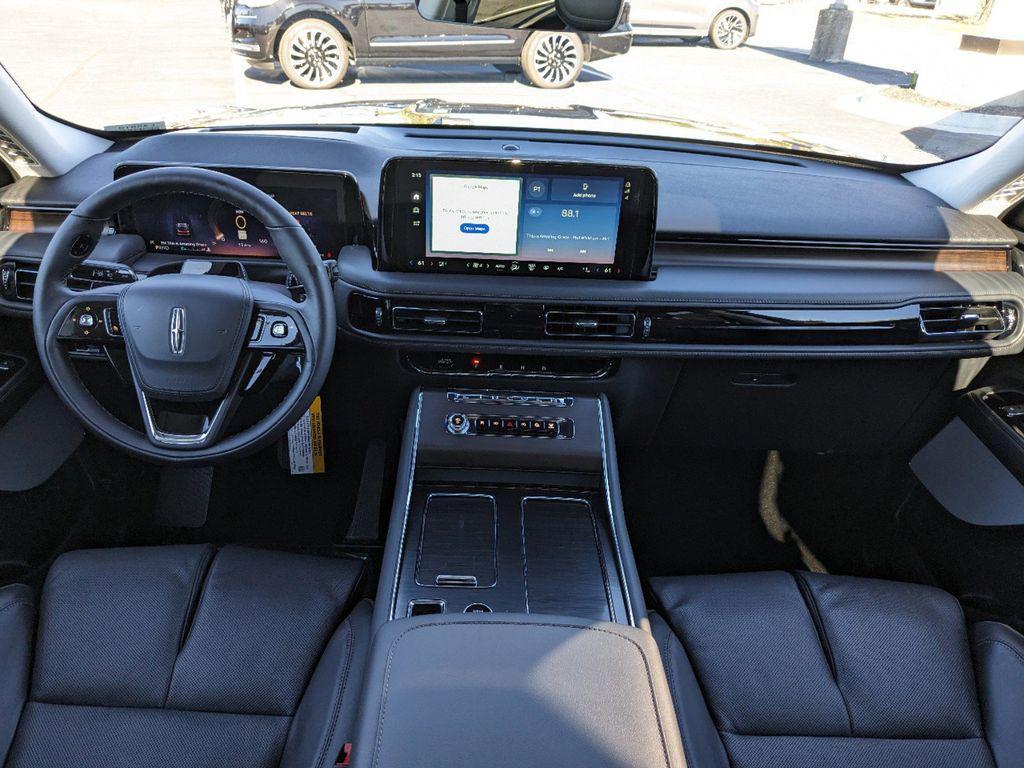 new 2025 Lincoln Aviator car, priced at $75,620