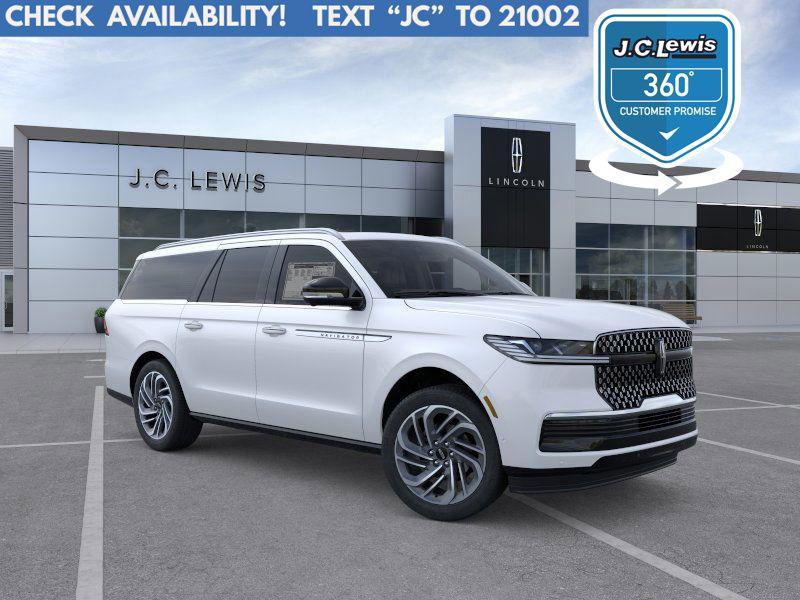 new 2025 Lincoln Navigator car, priced at $104,300