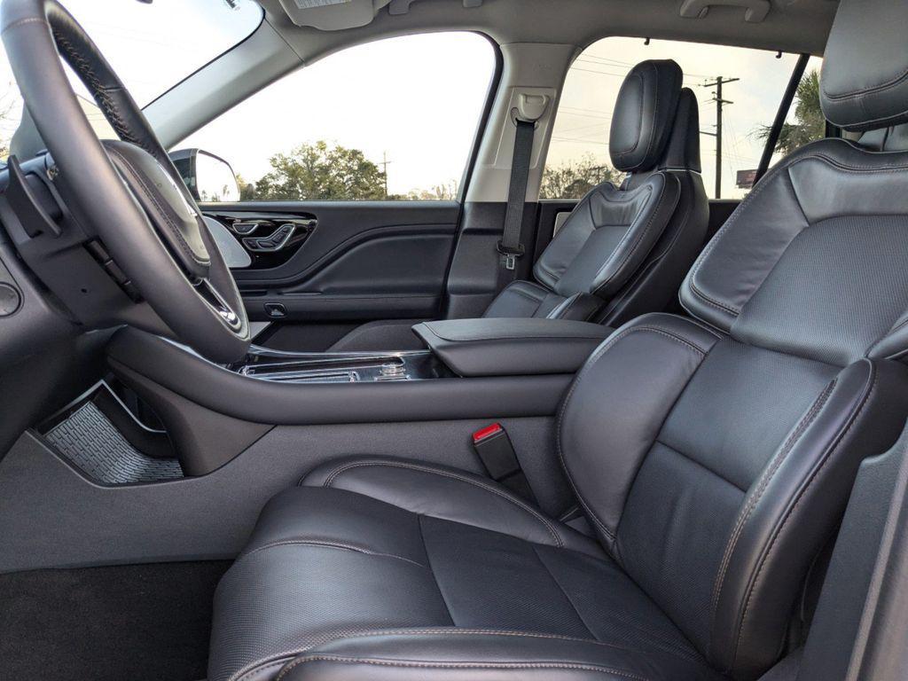 new 2025 Lincoln Aviator car, priced at $81,310