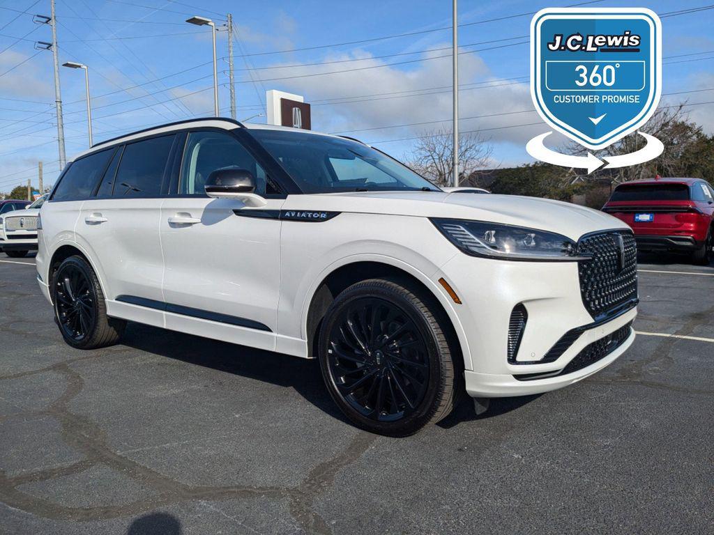 new 2025 Lincoln Aviator car, priced at $81,310