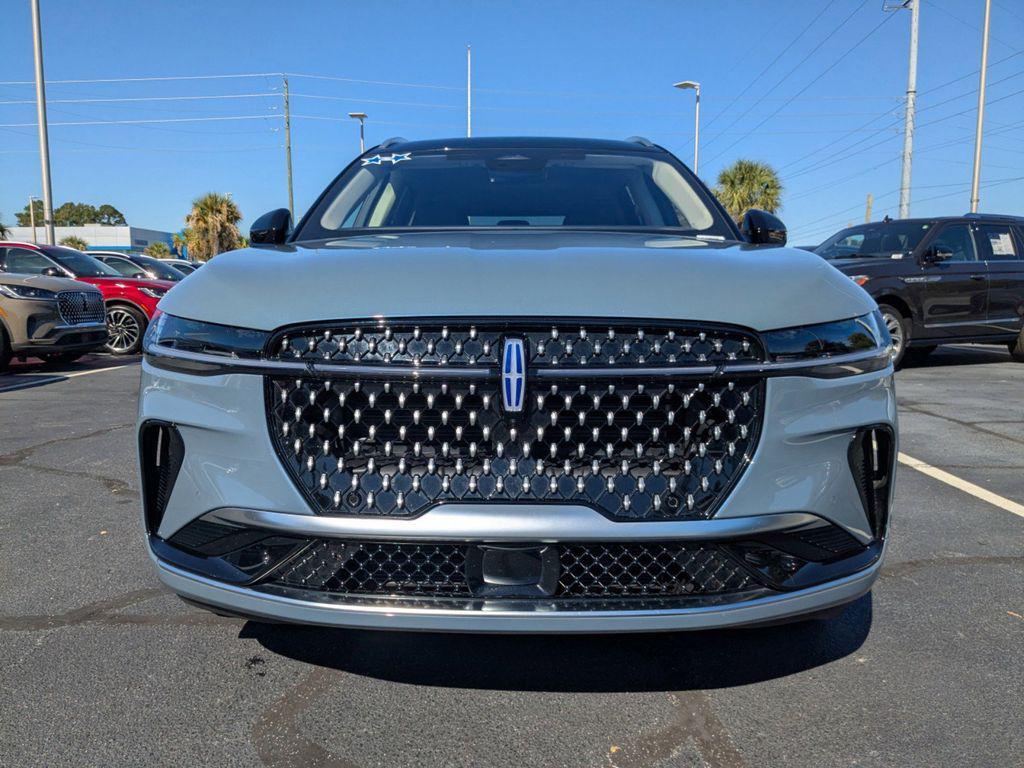 new 2025 Lincoln Nautilus car, priced at $55,293