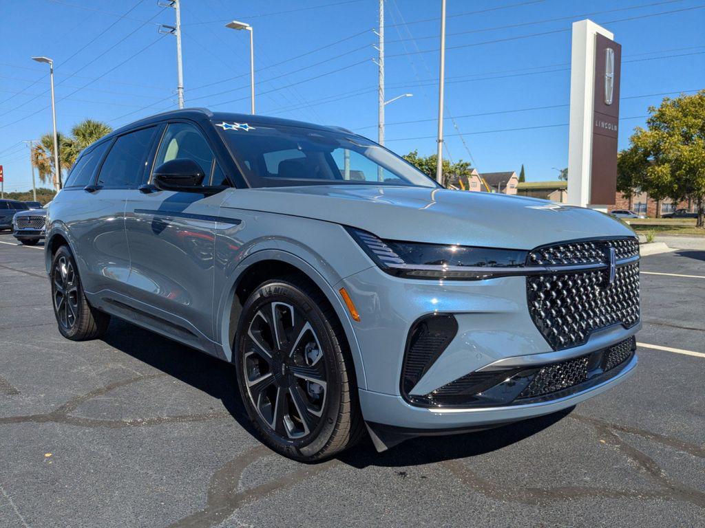 new 2025 Lincoln Nautilus car, priced at $55,293